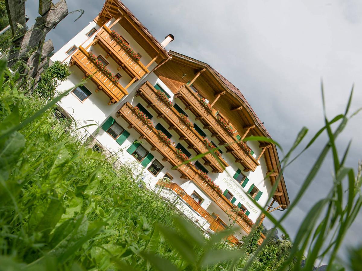 Riposo Al Bosco-Waldruhe Hotel San Vigilio Di Marebbe Exterior foto